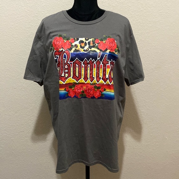 Gildan Tops - NWOT Bonita Tee